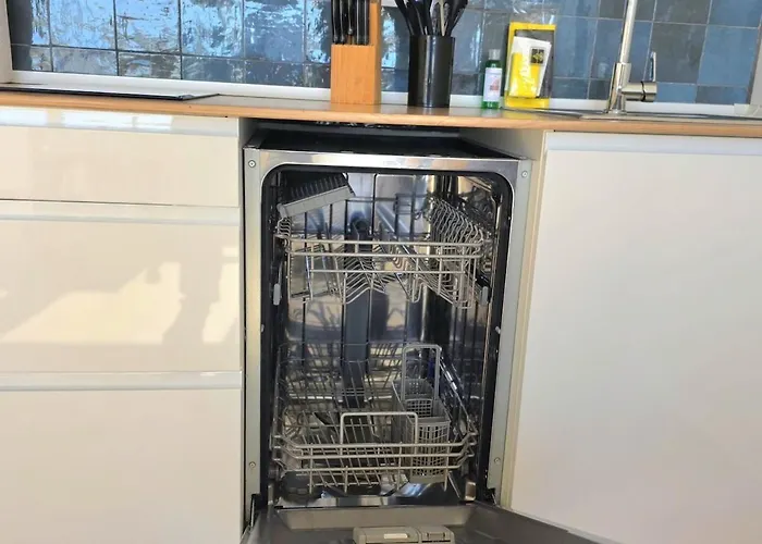 Apartment Salome Nogalera Sea View 2 Bedroom Center Walking Distance To The And Train Station By Namaste Elite Torremolinos