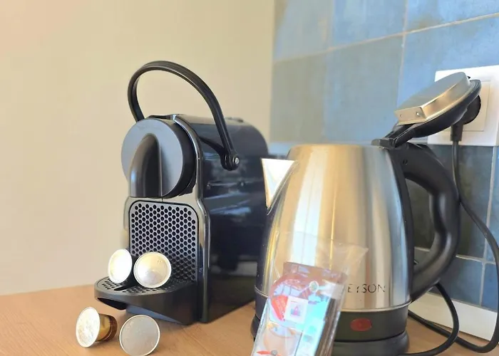 Salome Nogalera Sea View 2 Bedroom Center Walking Distance To The And Train Station By Namaste Elite Apartment Torremolinos