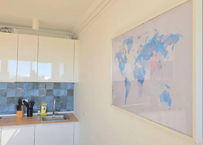 Salome Nogalera Sea View 2 Bedroom Center Walking Distance To The And Train Station By Namaste Elite * Торремолинос