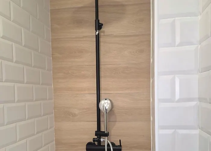 Salome Nogalera Sea View 2 Bedroom Center Walking Distance To The And Train Station By Namaste Elite Апартаменты *