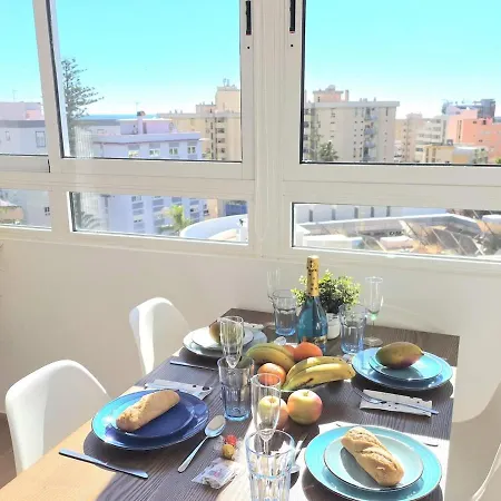 Salome Nogalera Sea View 2 Bedroom Center Walking Distance To The And Train Station By Namaste Elite * Torremolinos
