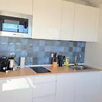 Salome Nogalera Sea View 2 Bedroom Center Walking Distance To The And Train Station By Namaste Elite Διαμέρισμα *