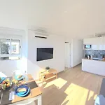 Salome Nogalera Sea View 2 Bedroom Center Walking Distance To The And Train Station By Namaste Elite Τορρεμολίνος