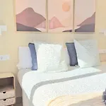 Διαμέρισμα Salome Nogalera Sea View 2 Bedroom Center Walking Distance To The And Train Station By Namaste Elite Τορρεμολίνος