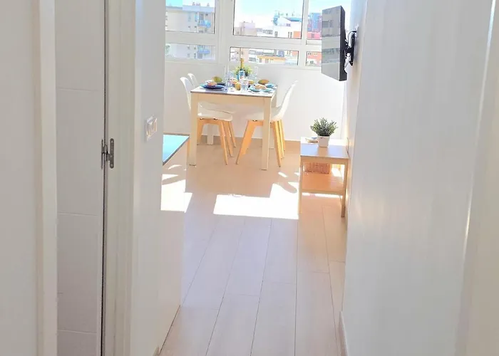 Salome Nogalera Sea View 2 Bedroom Center Walking Distance To The And Train Station By Namaste Elite Apartamento