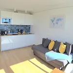 Salome Nogalera Sea View 2 Bedroom Center Walking Distance To The And Train Station By Namaste Elite Apartmán Torremolinos