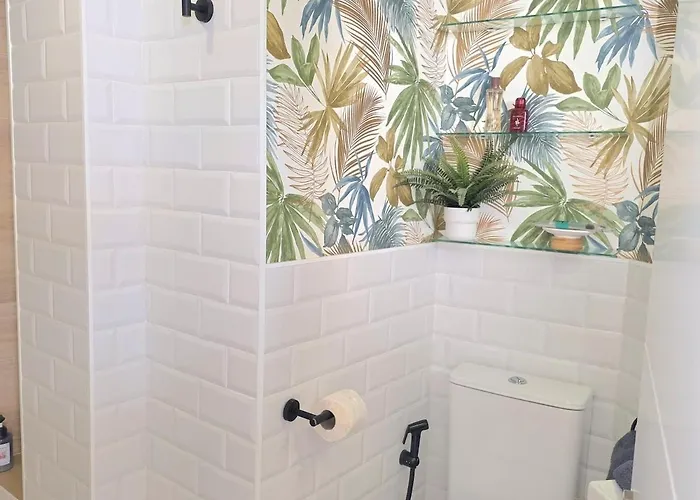 Salome Nogalera Sea View 2 Bedroom Center Walking Distance To The And Train Station By Namaste Elite Lejlighed